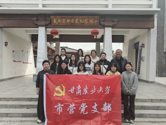 说明: ac277cae94f2be53178171b339ad60b1