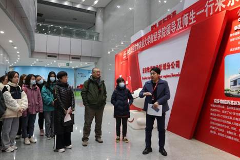 说明: I:\2018市场营销西安实习\市场营销专业校企合作实践教学活动（陈佳玲）\IMG_0275.JPG