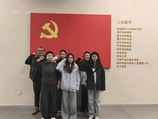 说明: afd34733dfc97fffe1f4b556481a1d47