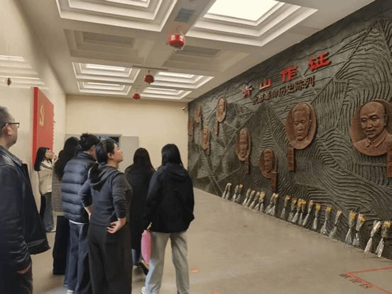 说明: 35e1df3dbafc893ecd4ae3f4c1bf95fb